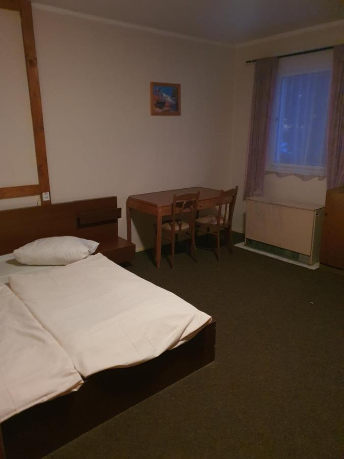 Hotel Pam Jáchymov Habitación foto